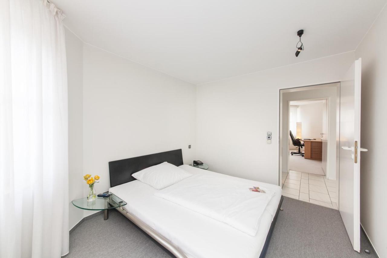 Hotel Strijewski - Apartments ウォルフスブルク エクステリア 写真